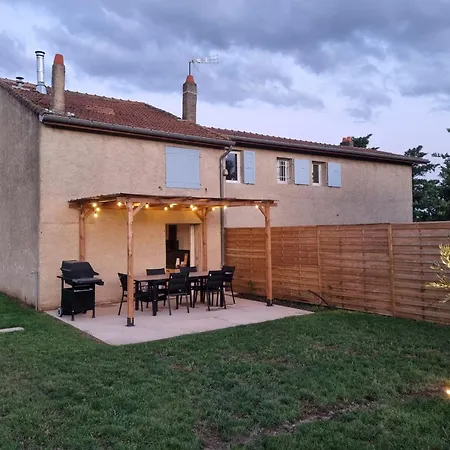 Maison 2 Avec Exterieur Et Jacuzzi *