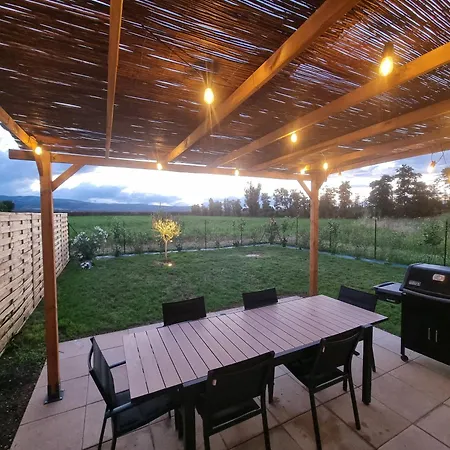 Holiday home Maison 2 Avec Exterieur Et Jacuzzi Bourg-les-Valence